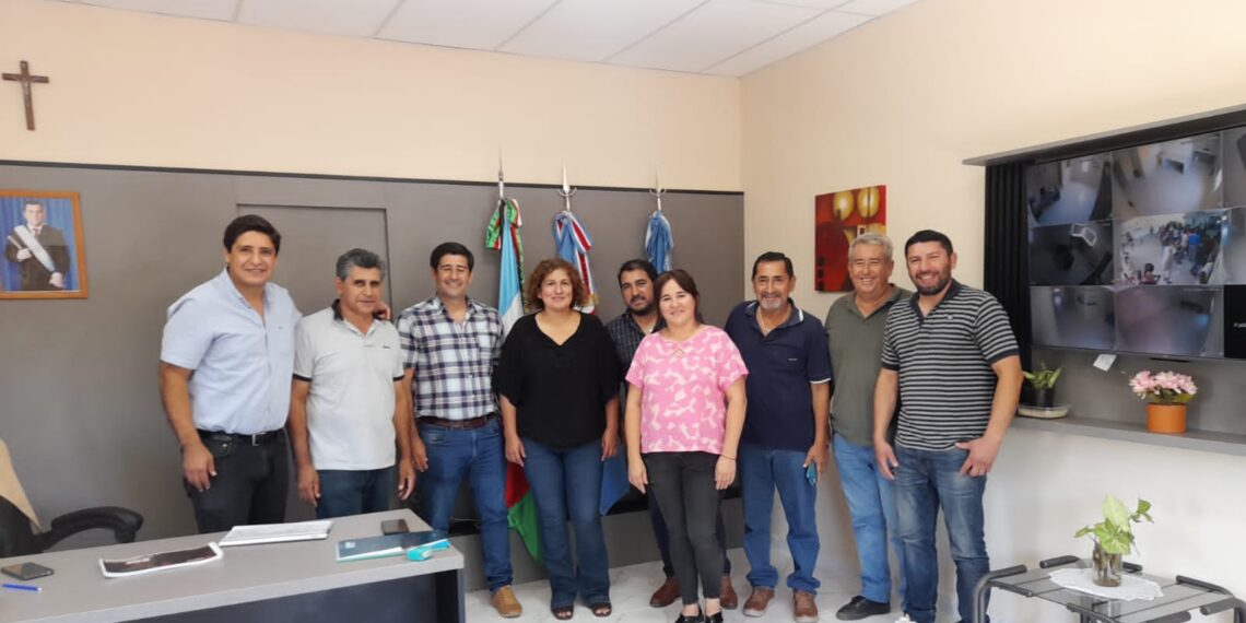 Reunión de Intendentes y comisionados de la zona