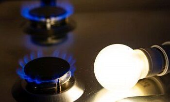 Oficializaron las nuevas tarifas: aumentan la luz y el gas