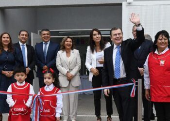 Zamora inauguró el nuevo edificio del Jardín de Infantes «Sisita» en la Capital