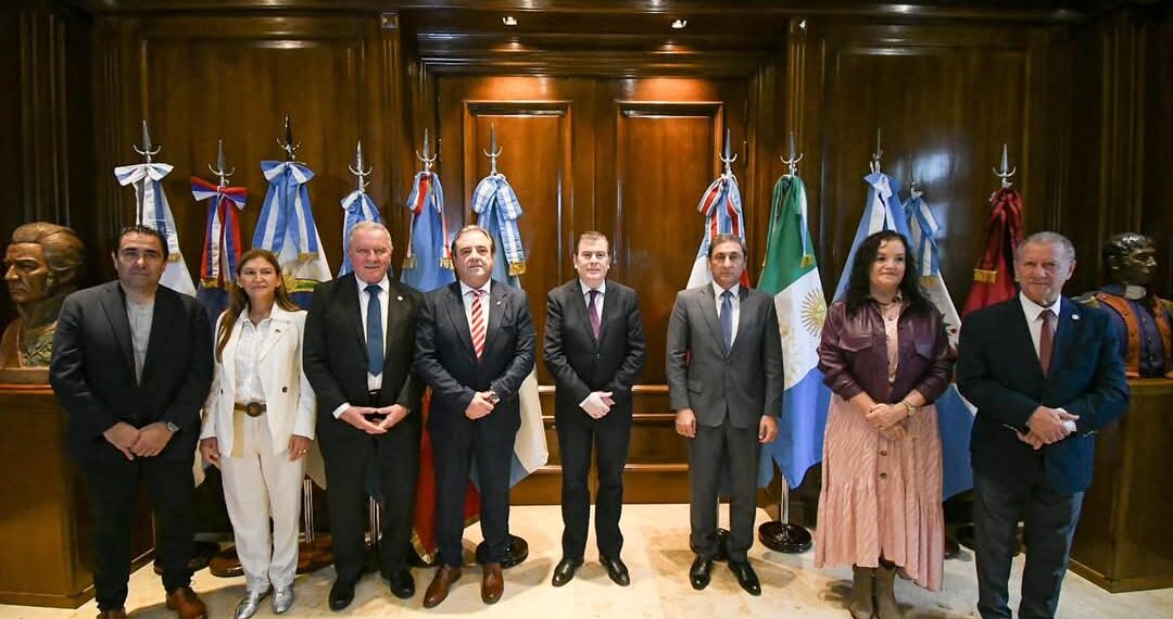 Zamora recibió a autoridades del Norte Grande en la previa de una nueva sesión plenaria