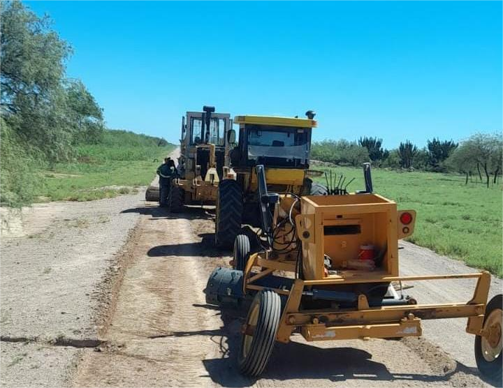 Arreglos y reparación de caminos en la jurisdicción de Villa Salavina
