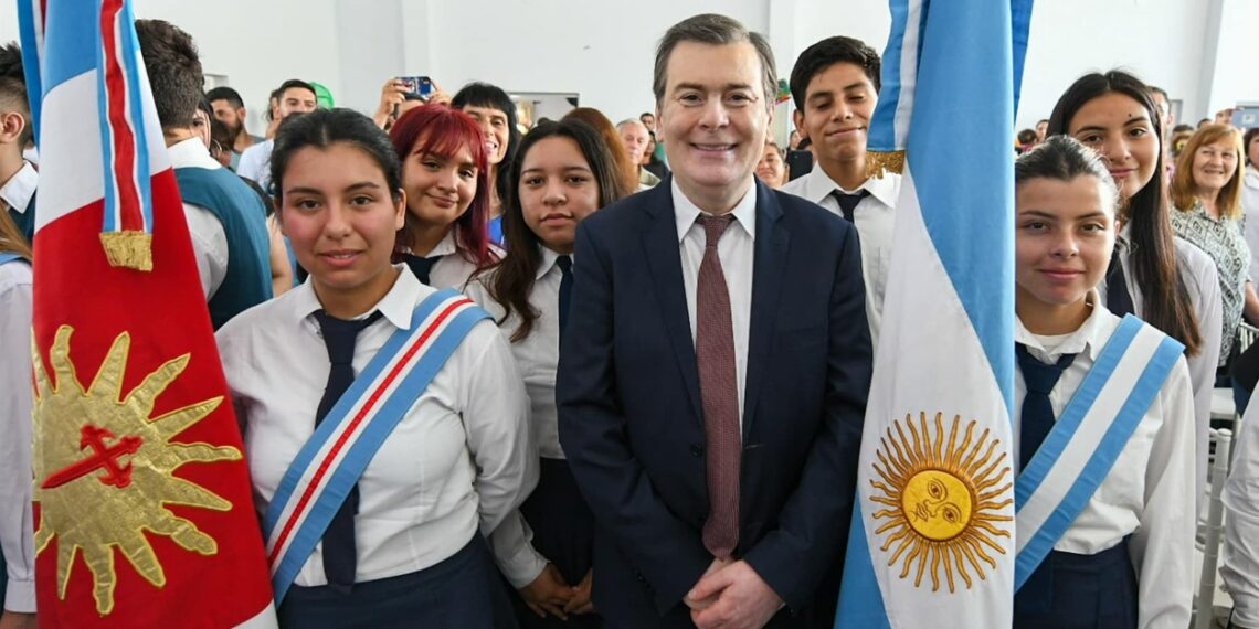 El gobernador Zamora inauguró el Ciclo Lectivo 2025 en Nueva Esperanza