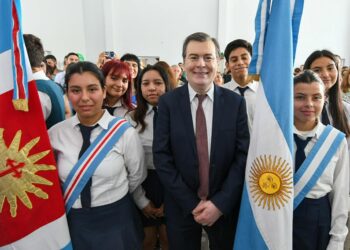 El gobernador Zamora inauguró el Ciclo Lectivo 2025 en Nueva Esperanza