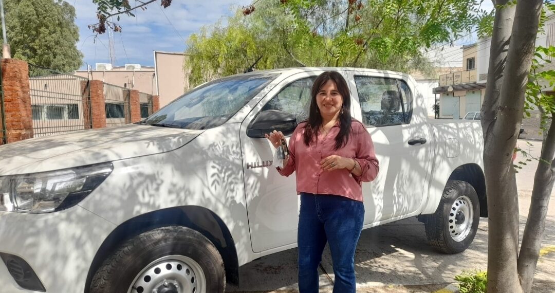 La Municipalidad de Los Telares adquirio del gobierno provincial una camioneta 0 Km