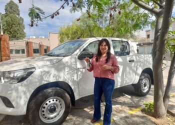 La Municipalidad de Los Telares adquirio del gobierno provincial una camioneta 0 Km