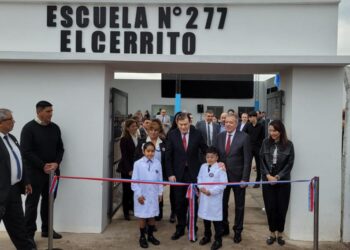 El gobernador Zamora inauguró obras en establecimientos educativos de El Cerrito
