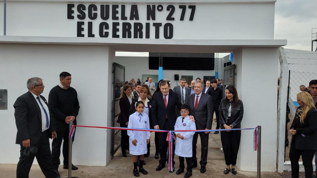 El gobernador Zamora inauguró obras en establecimientos educativos de El Cerrito