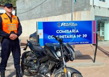 Recuperan una moto que había sido robada en Los Telares