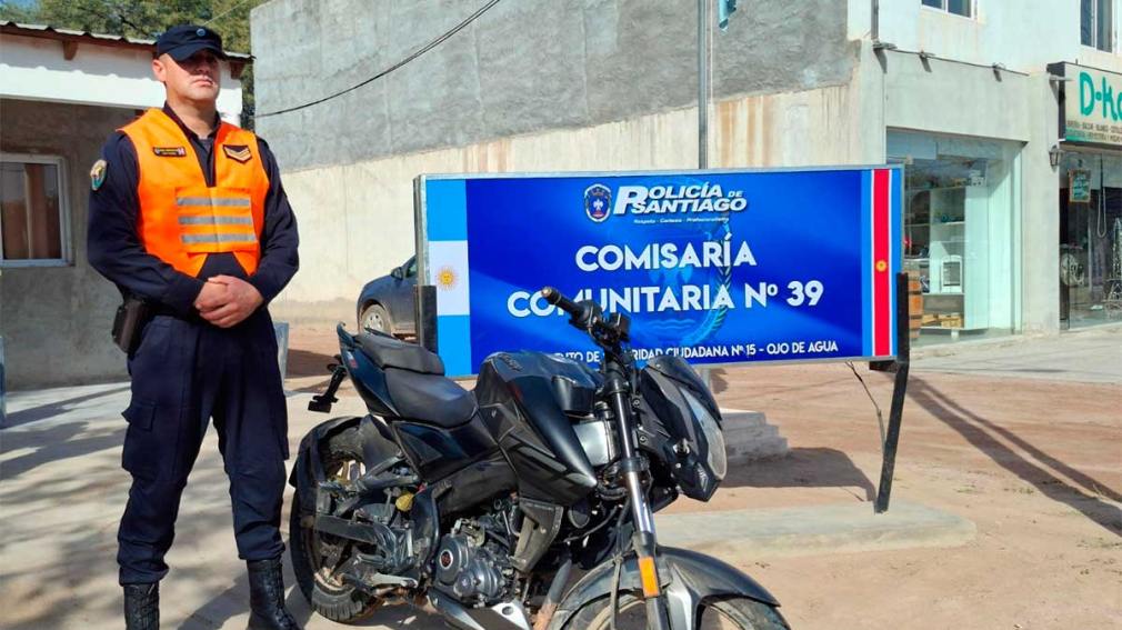 Recuperan una moto que había sido robada en Los Telares