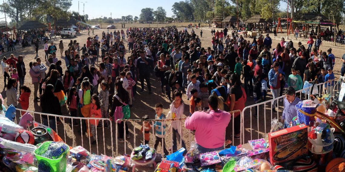 El Municipio de Los Telares invita para este domingo a todos los niños a festejar su día.
