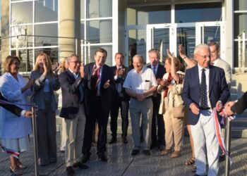El gobernador Gerardo Zamora inauguró la ampliación y modernización en el Centro Pcial de Salud infantil