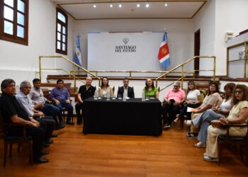 EL GOBIERNO PROVINCIAL SE REUNIÓ ESTE JUEVES CON GREMIOS DOCENTES PARA TRATAR LA PAUTA SALARIAL 2026