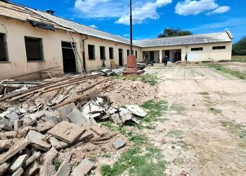 Comenzaron obra de refacción y ampliación en la Escuela N° 734 de Cerrillos