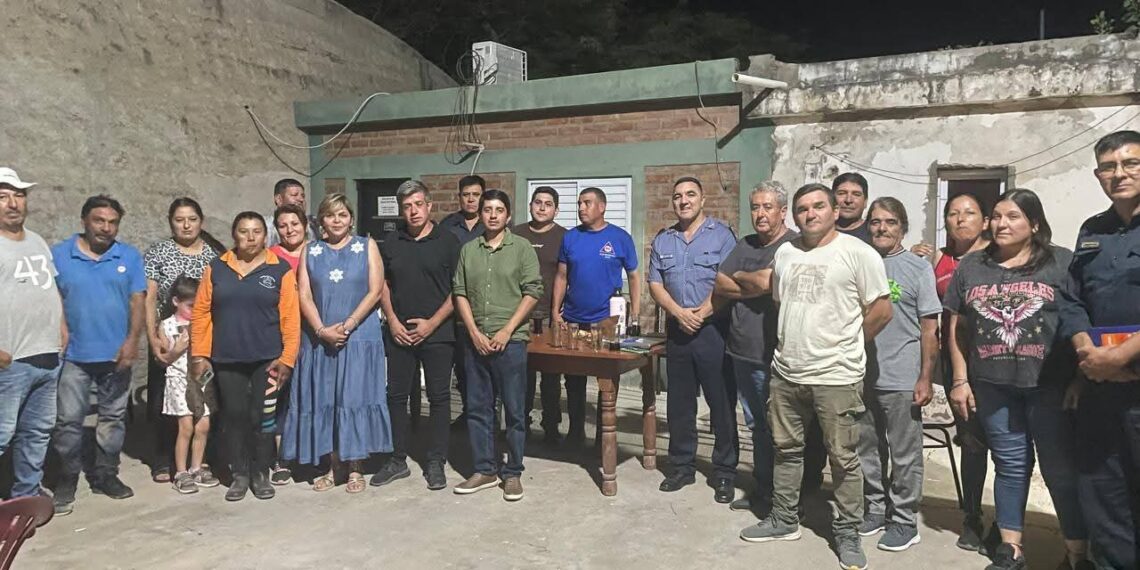 En Villa Salavina se conformó el Comite de Emergencia integrado por varias instituciones.