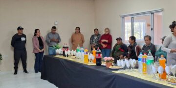 Brindis por el Día del Trabajador en Los Telares