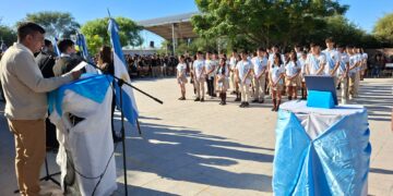 Alumnos de 3er año del colegio secundario Jorge W. Abalos ,prestaron juramento de Lealtad a la Constitución Argentina