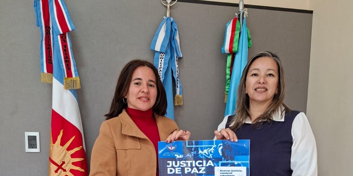 Intendente de Los Telares, junto a la Juez de Paz mantuvieron una reunión