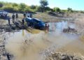 Una camioneta terminó sumergida tras una brusca maniobra en Rio Utis